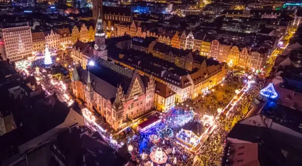 Odkryj świat z Wrocławia: 80+ kierunków na city break i wakacje
