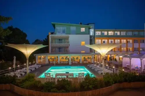 Hotel Bryza Jurata: Od kiedy zachwyca i ile ma lat?