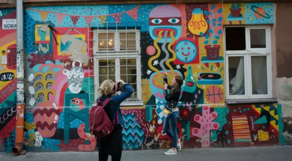 Dokąd polecieć z Polski? Od city break po egzotykę znajdź cel!