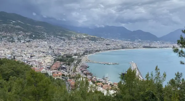 Alanya: Co zwiedzić? Od zamku po kanion Twój kompletny plan